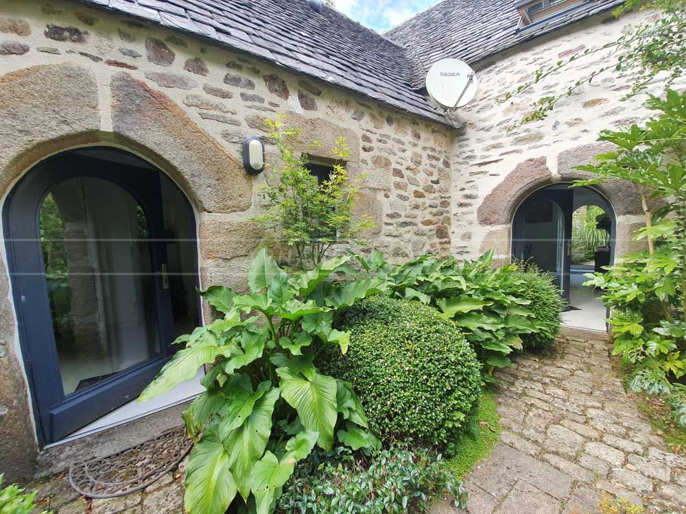 PROPRIETE DE CHARME DU XVIII - 300M² HABITABLE - 5 CHAMBRES - PISCINE - PARC ARBORE - POTAGER - CALME photo 5
